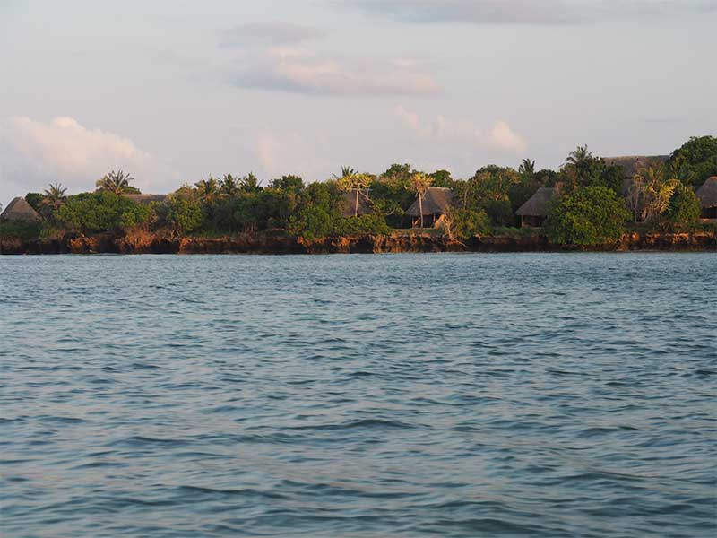 Hotel_The_Sands_at_Chale_Island_01.jpg